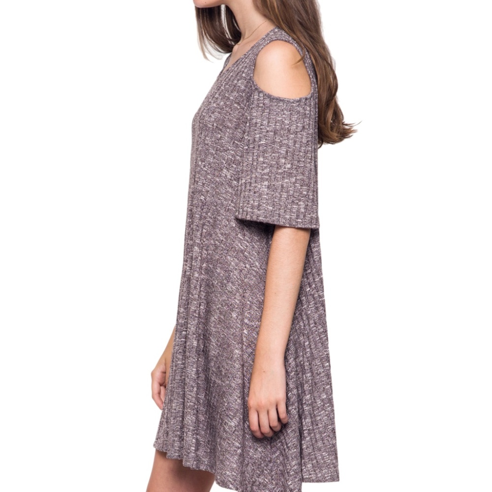 CUTOUT SWEATER DRESS - Picture 3 of 4